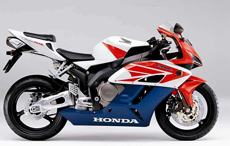 Honda cbr1000rr fireblade 2005 #2