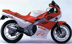 Suzuki GSX-R 400 1986-87