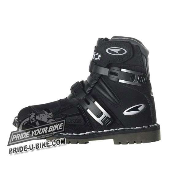 axo_slammerconstructor_black_boots_side-sm.jpg