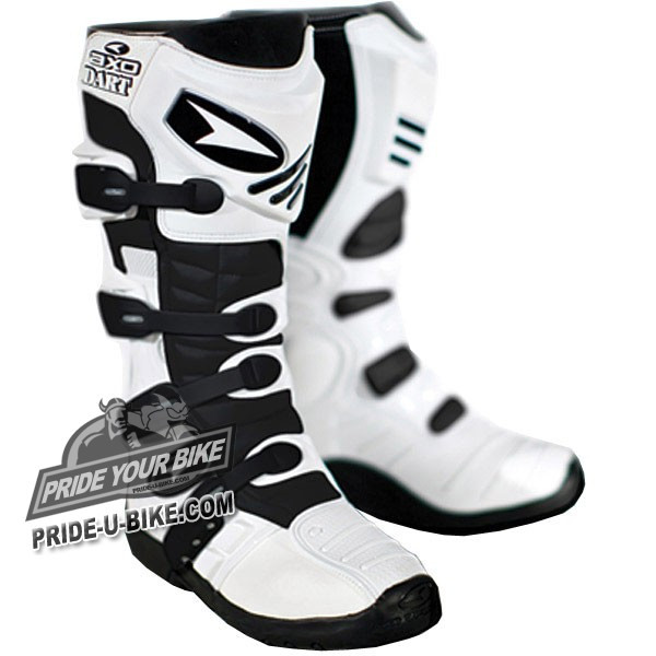 axo_dart_white_boots-sm.jpg