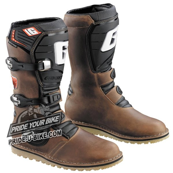 gaerne_2011_balanced_oil_boot-sm.jpg